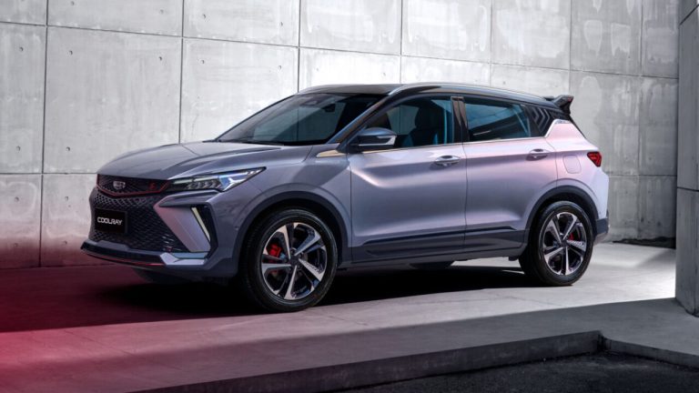 В России взлетели продажи автомобилей Geely. Список из трех самых популярных моделей