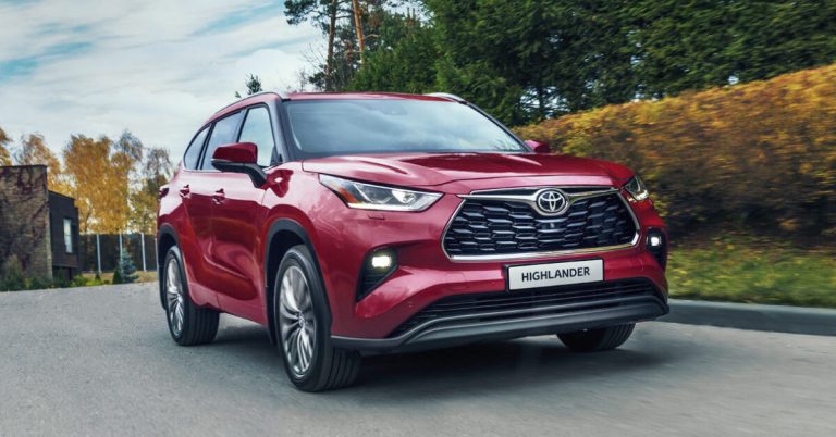 Toyota отзывает более 800 тыс. кроссоверов Highlander из-за отлетающего бампера Toyota отзывает более 800 тыс. кроссоверов Highlander из-за отлетающего бампера