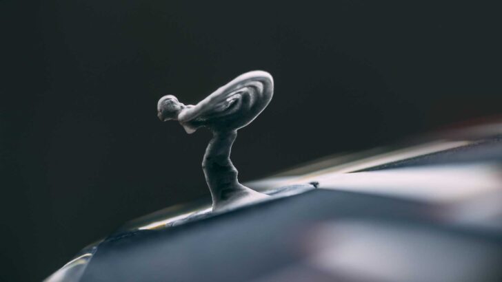 «Дух экстаза» на Rolls-Royce Spectre