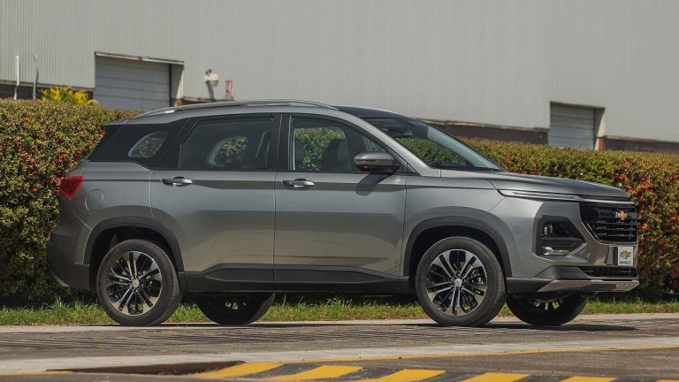 В России резко подешевел семиместный кроссовер Chevrolet. Цена приятно удивит В России резко подешевел семиместный кроссовер Chevrolet. Цена приятно удивит