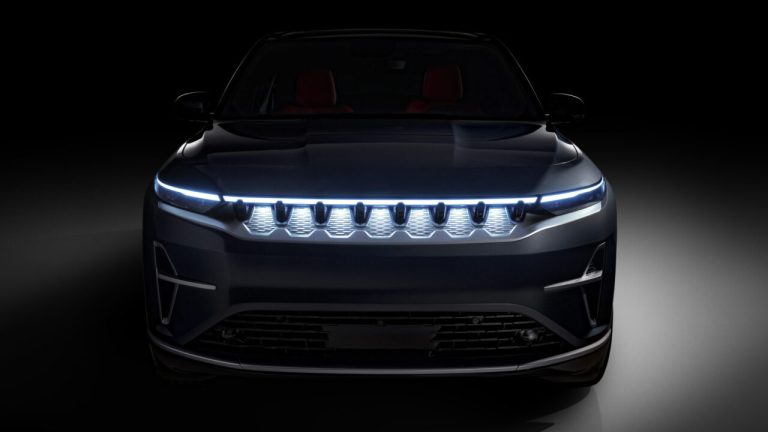 Jeep анонсировал первую электрическую модель для мирового рынка Jeep анонсировал первую электрическую модель для мирового рынка