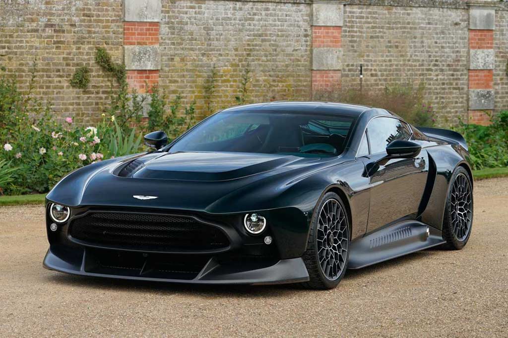 Aston Martin Victor