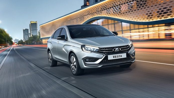 Популярная в России LADA Vesta с 2021 года подорожала почти вдвое