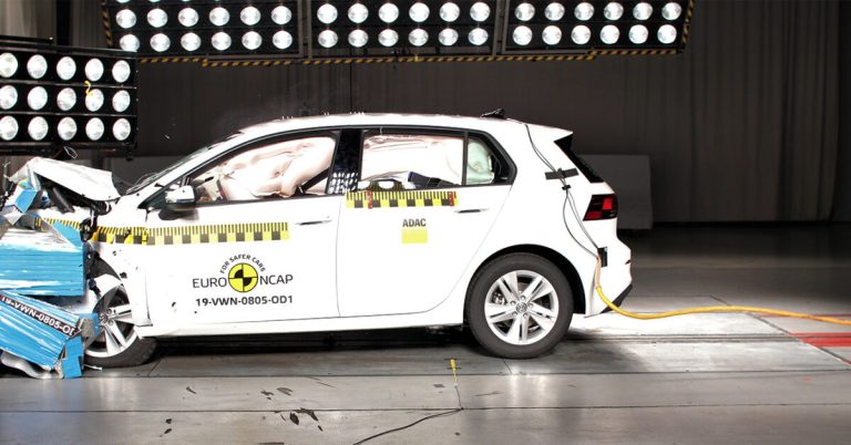 Euro NCAP «разбила» Volkswagen Golf VIII и новый Nissan Juke Euro NCAP «разбила» Volkswagen Golf VIII и новый Nissan Juke