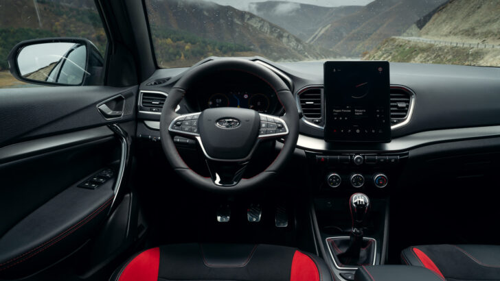 Интерьер LADA Vesta SW Sportline Интерьер LADA Vesta SW Sportline