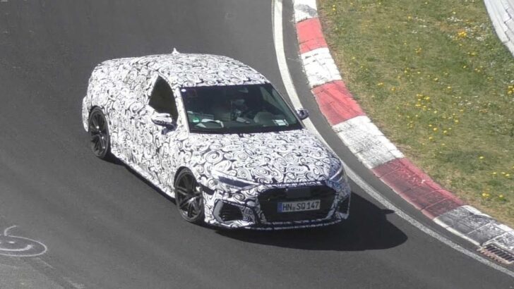 Audi тестирует новое поколение седана Audi RS3 на Нюрбургринге