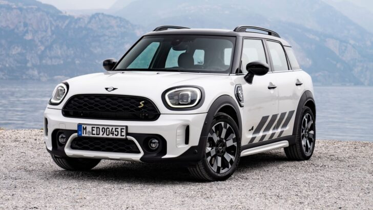 MINI Cooper SE Countryman ALL4 Untamed Edition