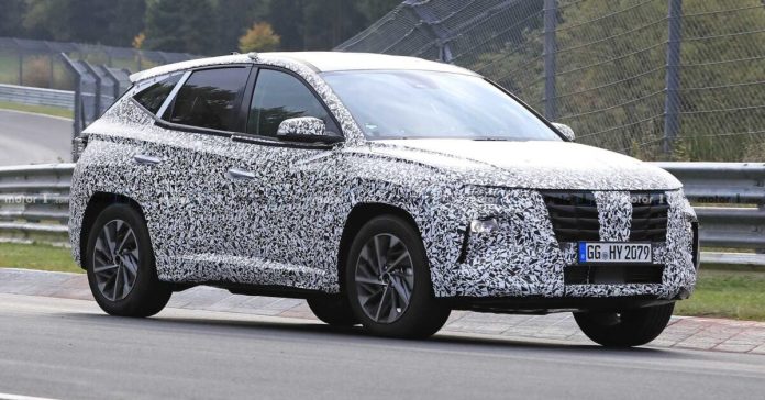 Новый Hyundai Tucson испытали на гоночной трассе