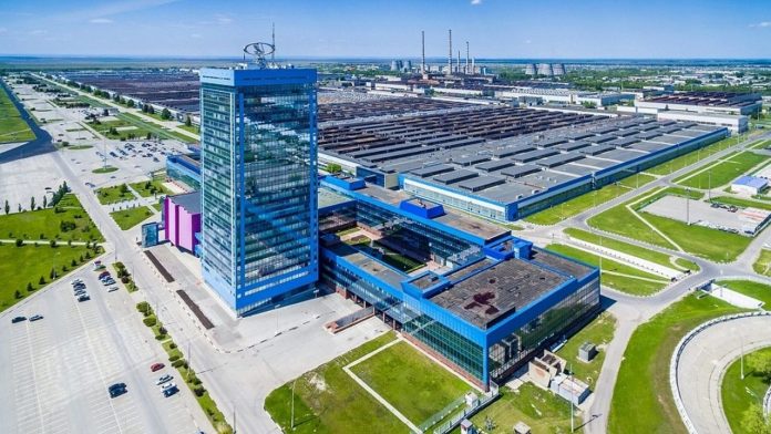 Рубль на миллиарды: названо одно из условий возвращения Renault в Россию