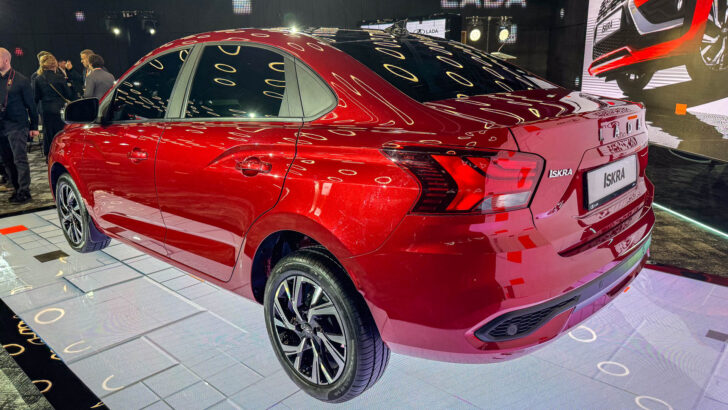 LADA Iskra LADA Iskra