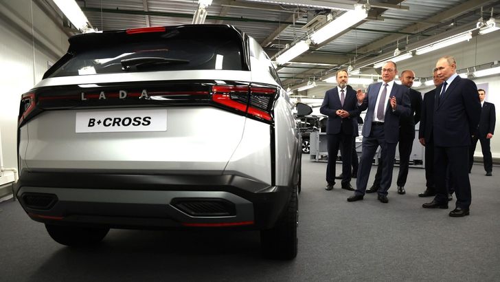 АвтоВАЗ удивит россиян новым бюджетным кроссовером АвтоВАЗ удивит россиян новым бюджетным кроссовером