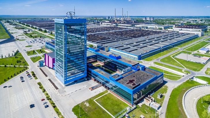 Рубль на миллиарды: названо одно из условий возвращения Renault в Россию Рубль на миллиарды: названо одно из условий возвращения Renault в Россию