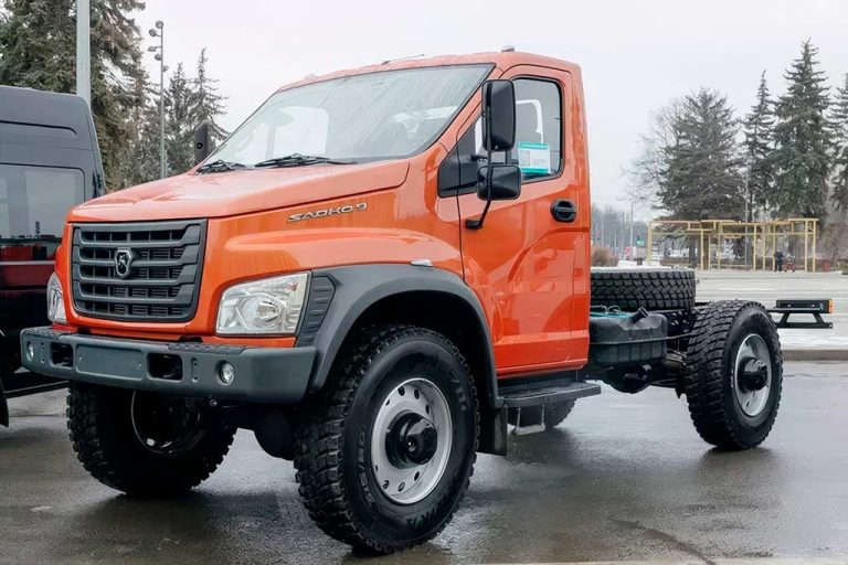 На Горьковском автозаводе начался выпуск вездеходов ГАЗ «Садко 9»