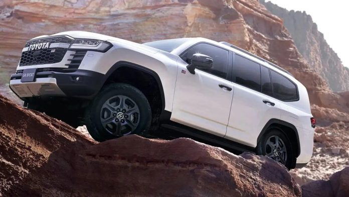 Появились первые подробности об обновленном Toyota Land Cruiser 300