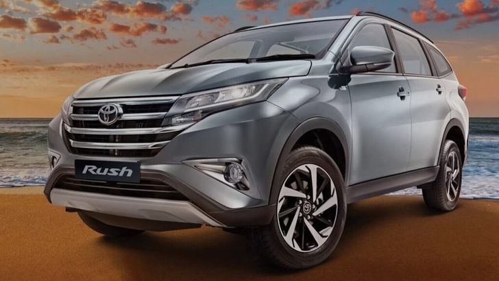 В Россию привезли практичный семиместный кроссовер Toyota, который стоит дешевле «китайцев» В Россию привезли практичный семиместный кроссовер Toyota, который стоит дешевле «китайцев»
