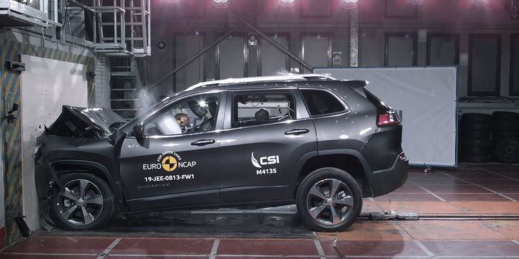 На краш-тестах Euro NCAP разбили 4 новинки мирового автопрома На краш-тестах Euro NCAP разбили 4 новинки мирового автопрома