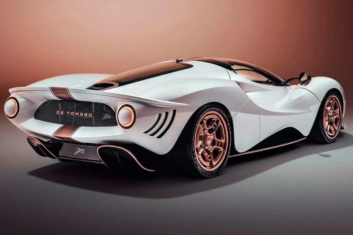 Серийный суперкар De Tomaso P72 получил 700-сильный двигатель V8