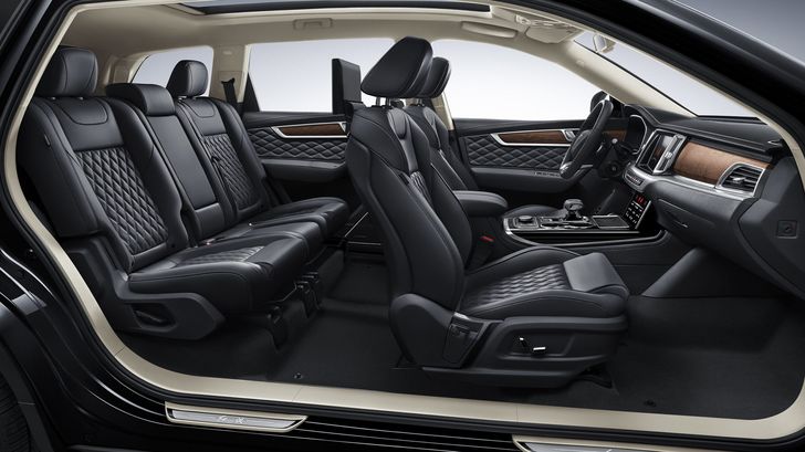 Интерьер Hongqi HS7 Интерьер Hongqi HS7