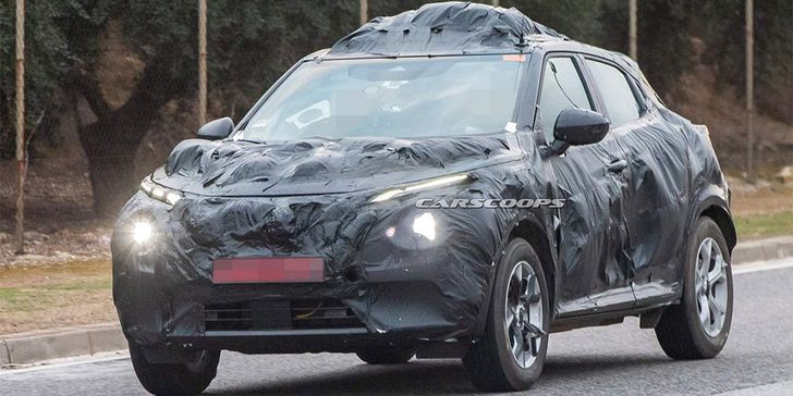 Nissan Juke нового поколения рассекретили на тестах Nissan Juke нового поколения рассекретили на тестах