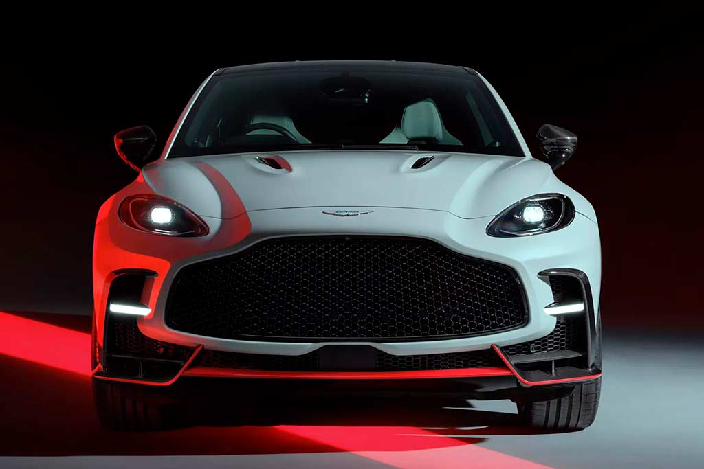 Aston Martin DBX S