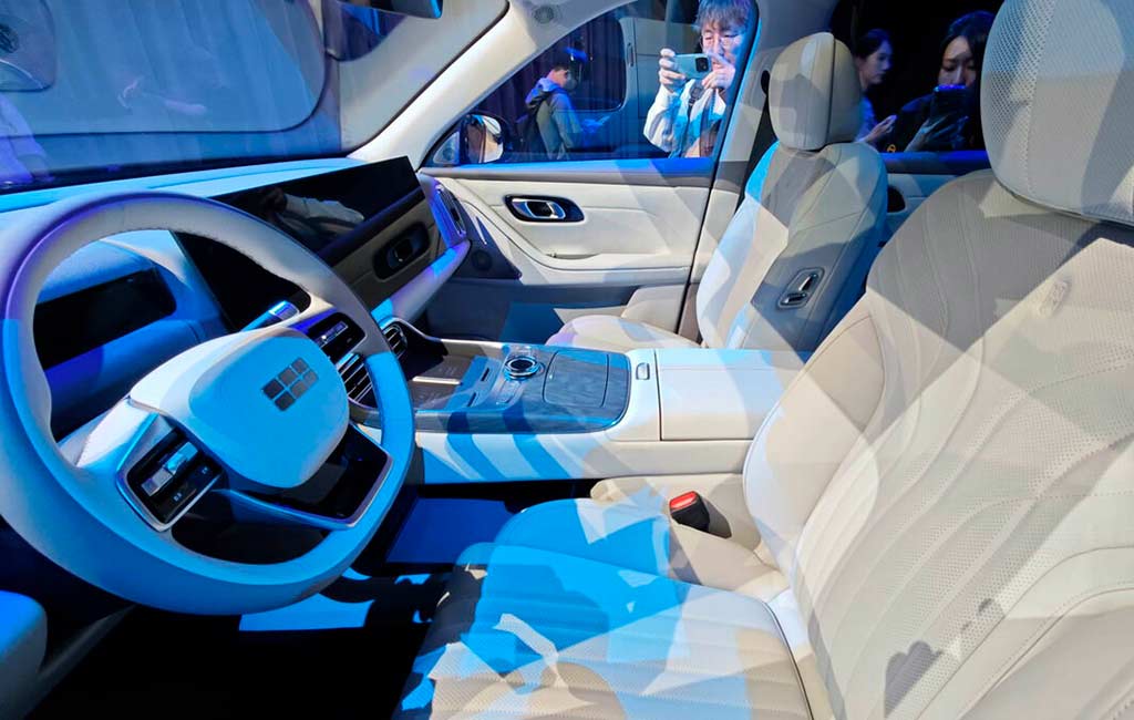 Geely Galaxy M9