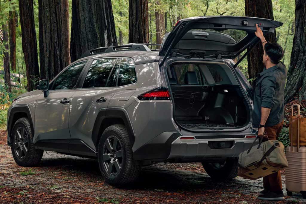 Toyota RAV4 2026