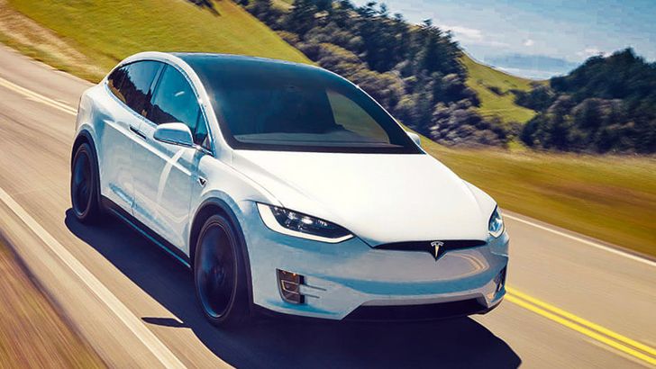 Электрокар Tesla Model X прошел испытания грязью Электрокар Tesla Model X прошел испытания грязью