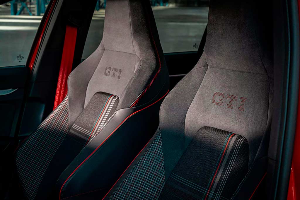 Volkswagen Golf GTI Edition 50