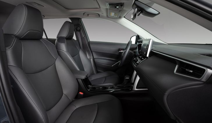 Интерьер Toyota Corolla Cross Интерьер Toyota Corolla Cross