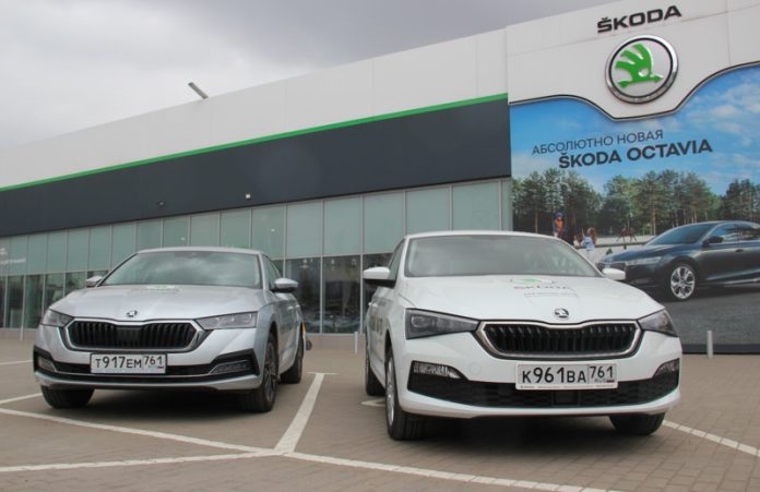 Which is better ŠKODA RAPID or ŠKODA OCTAVIA?