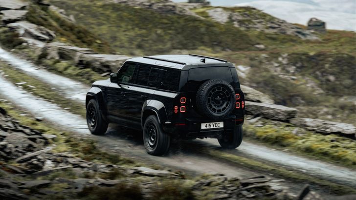 Land Rover Defender OCTA Black Land Rover Defender OCTA Black