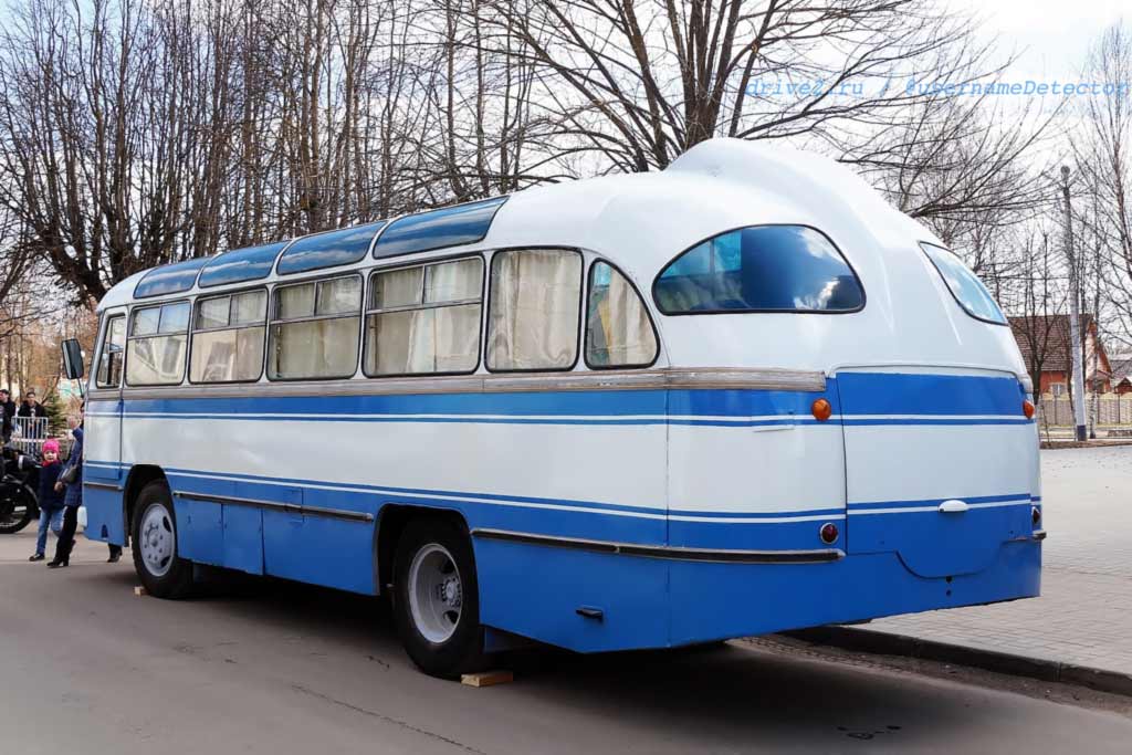 ЛАЗ-695Б