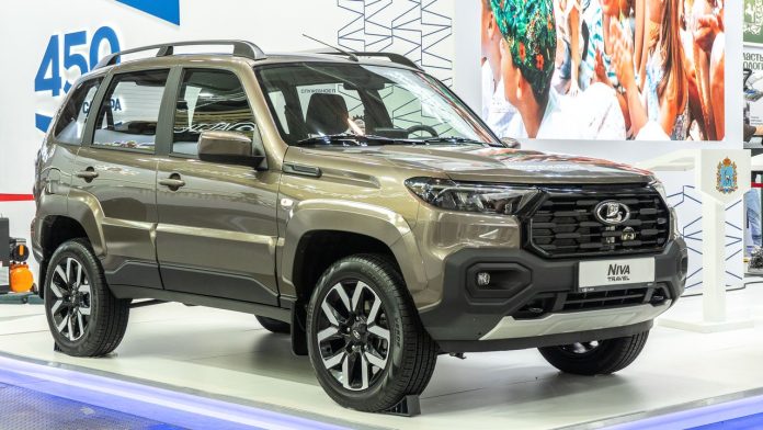 AvtoVAZ showed the updated “Niva”. Details about the design, units, suspension and brakes