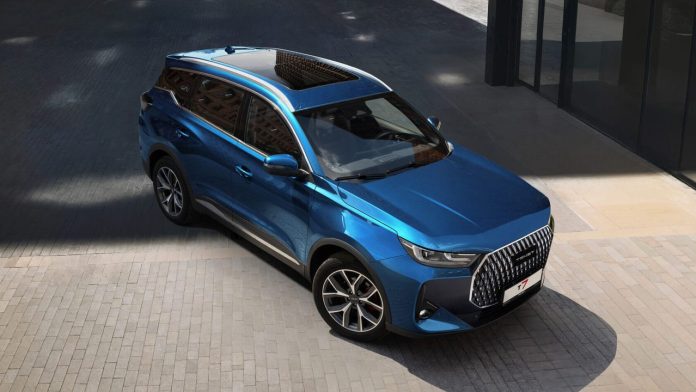 A Scattering of Technologies: A New Modern Russian-Made Crossover Is Unveiled