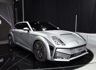 Great Wall Concern presents the first model of Mecha Dragon brand Saloon