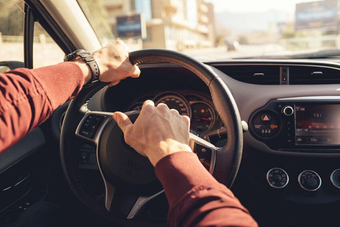 The car pulls to the side, possible causes and solutions