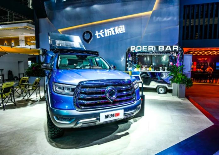 Experts named the TOP-10 most affordable pickups on the Russian market