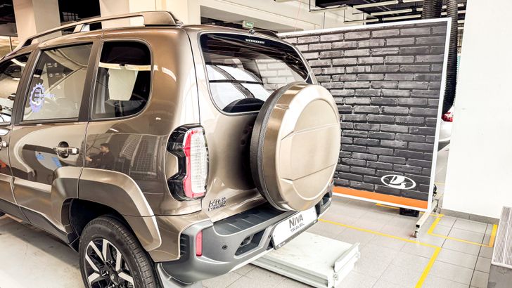 Интерьер LADA Niva Travel
