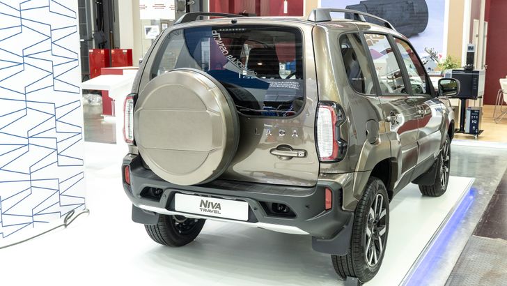 LADA Niva Travel
