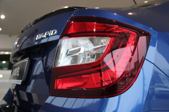 Younger brother and older sister. Comparing the ŠKODA RAPID and ŠKODA OCTAVIA