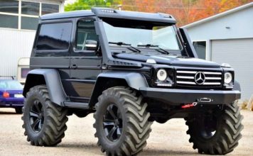 A Gelendvagen with tractor wheels is for sale in Nalchik. A Gelendvagen with tractor wheels is for sale in Nalchik.