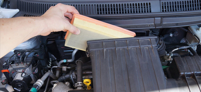 Регулярно меняем воздушный фильтр в авто