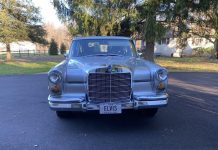 В США на продажу выставили машину Элвиса Пресли В США на продажу выставили машину Элвиса Пресли