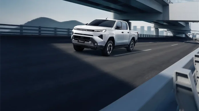 The new Toyota Hilux pickup truck has premiered: the new model has been captured in photos.