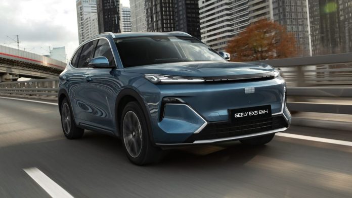 2e5abb34841ede85c67d6677be750d65-scaled-e1762930911868-1280x720.jpg Geely’s first hybrid crossover unveiled in Europe: pricing and specifications