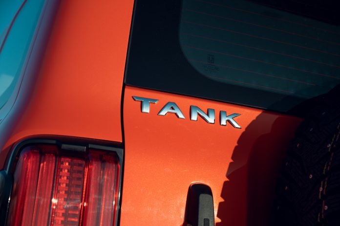 The updated Tank 300 has undergone a test drive: the SUV’s pros and cons have been revealed.