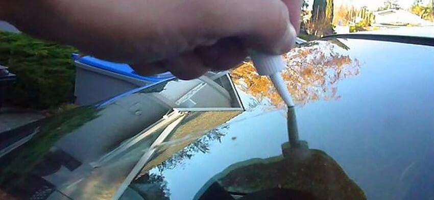 Суперклей для лобового стекла