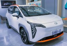 Vedomosti: Yandex is developing its own taxi vehicle. Vedomosti: Yandex is developing its own taxi vehicle.