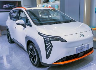 Vedomosti: Yandex is developing its own taxi vehicle. Vedomosti: Yandex is developing its own taxi vehicle.