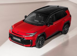 From 2.5 million rubles: Official sales of the new Toyota RAV4 have begun.